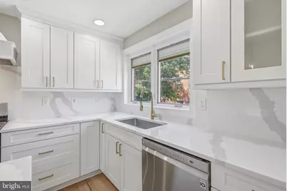 913 N Lawrence Street, Philadelphia, PA 19123 - Photo 25
