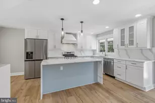 913 N Lawrence St, Philadelphia, PA 19123 - Photo 21