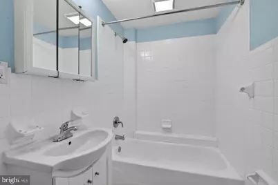 1717 Spruce Street #1F, Philadelphia, PA 19103 - Photo 15