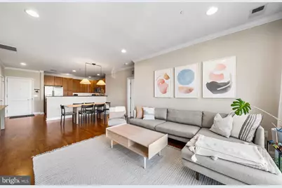 700 Commodore Court #2718, Philadelphia, PA 19146 - Photo 3
