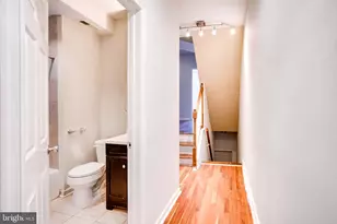 2905 W Girard Ave, Philadelphia, PA 19130 - Photo 11