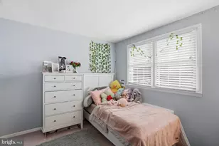 9960 Wistaria St, Philadelphia, PA 19115 - Photo 17