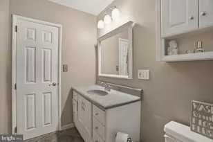 9960 Wistaria St, Philadelphia, PA 19115 - Photo 13