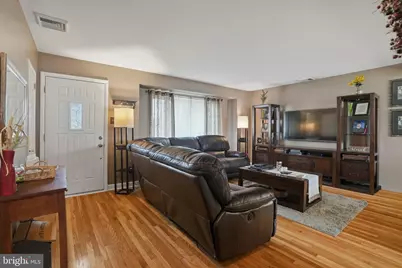9960 Wistaria Street, Philadelphia, PA 19115 - Photo 5