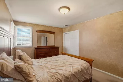 9960 Wistaria Street, Philadelphia, PA 19115 - Photo 15