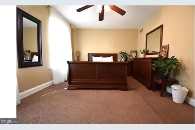 8018 Chelwynde Avenue, Philadelphia, PA 19153 - Photo 9