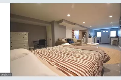 8018 Chelwynde Avenue, Philadelphia, PA 19153 - Photo 15