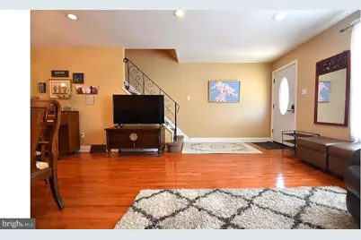 8018 Chelwynde Avenue, Philadelphia, PA 19153 - Photo 3