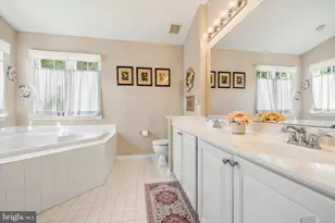 1403 Apple Blossom Way, Philadelphia, PA 19111 - Photo 13