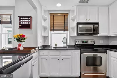 1714 Wallace Street #5, Philadelphia, PA 19130 - Photo 5