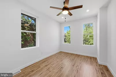 5011 Beaumont Avenue, Philadelphia, PA 19143 - Photo 11