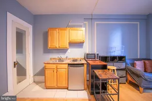1324 Locust St, Philadelphia, PA 19107 - Photo 3