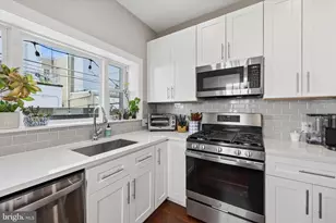 2513 S Clarion St, Philadelphia, PA 19148 - Photo 13