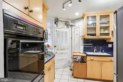 4631 Pine Street #E305, Philadelphia, PA 19143 - Photo 17
