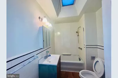 559 E Cheltenham Avenue, Philadelphia, PA 19120 - Photo 17