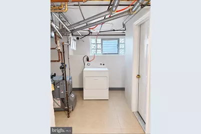 559 E Cheltenham Avenue, Philadelphia, PA 19120 - Photo 19