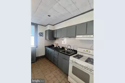 559 E Cheltenham Avenue, Philadelphia, PA 19120 - Photo 7