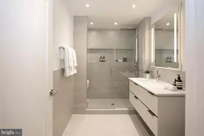 900 N 9th #2 BR D, Philadelphia, PA 19123 - Photo 3