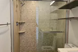 843 N 16th St, Philadelphia, PA 19130 - Photo 11