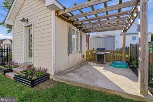 8128 Hennig St, Philadelphia, PA 19111 - Photo 33