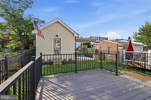 8128 Hennig St, Philadelphia, PA 19111 - Photo 35