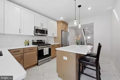 2221 S 13th Street, Philadelphia, PA 19148 - Photo 9