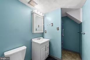 1845 Stanwood St, Philadelphia, PA 19152 - Photo 21