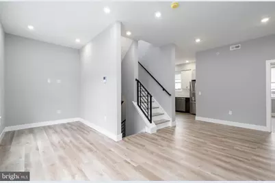 2323 E Cabot Street #3, Philadelphia, PA 19125 - Photo 9