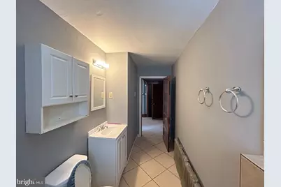 6370 Oxford Avenue #B, Philadelphia, PA 19111 - Photo 11
