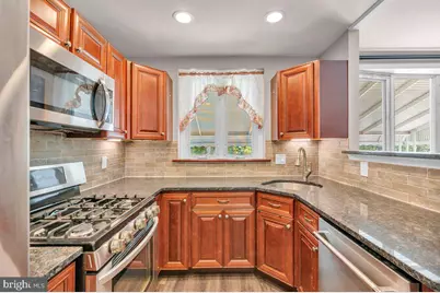 8104 Lexington Avenue, Philadelphia, PA 19152 - Photo 17