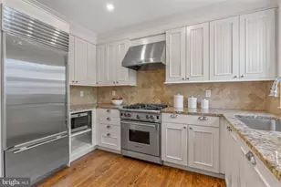 207 Delancey St, Philadelphia, PA 19106 - Photo 7