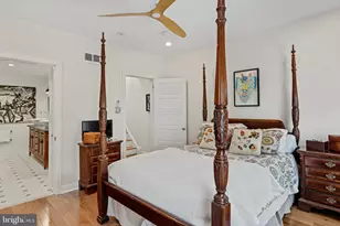 2226 Locust St, Philadelphia, PA 19103 - Photo 9