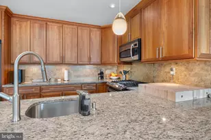 920 South St, Philadelphia, PA 19147 - Photo 9