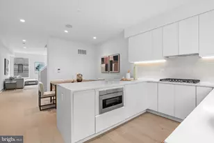 654 Fairmount Ave, Philadelphia, PA 19123 - Photo 7
