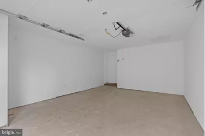 654 Fairmount Avenue, Philadelphia, PA 19123 - Photo 35