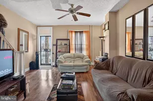 2415 S 61st St, Philadelphia, PA 19142 - Photo 3
