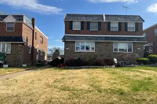 2913 Guilford St, Philadelphia, PA 19152 - Photo 3