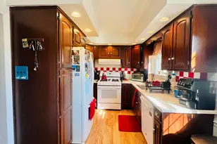 2913 Guilford St, Philadelphia, PA 19152 - Photo 13