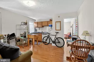 916 Pine St, Philadelphia, PA 19107 - Photo 1