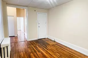 2642 Brown St, Philadelphia, PA 19130 - Photo 3