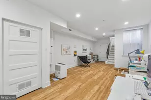 1310 N 18th St, Philadelphia, PA 19121 - Photo 15