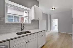 2349 N Park Ave, Philadelphia, PA 19132 - Photo 11