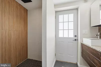215 Earp Street, Philadelphia, PA 19147 - Photo 19
