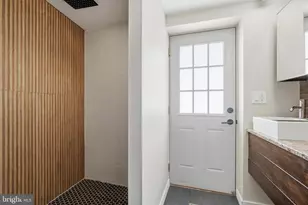 215 Earp St, Philadelphia, PA 19147 - Photo 19