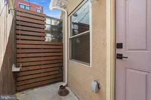 215 Earp St, Philadelphia, PA 19147 - Photo 13