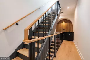 1913 S 12th St, Philadelphia, PA 19148 - Photo 27