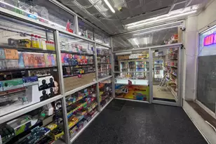 446 W York St, Philadelphia, PA 19133 - Photo 15