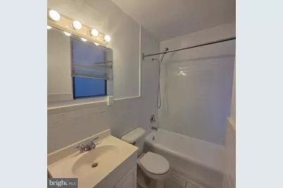 1324 Locust Street #412, Philadelphia, PA 19107 - Photo 15