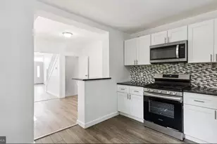 17 S 45th St, Philadelphia, PA 19104 - Photo 3