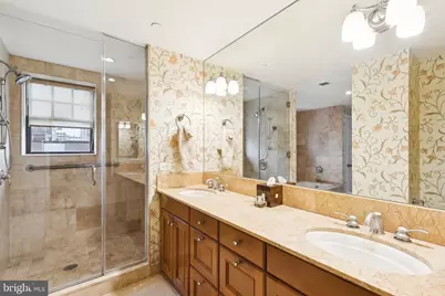 1701 Locust Street #1704, Philadelphia, PA 19103 - Photo 15